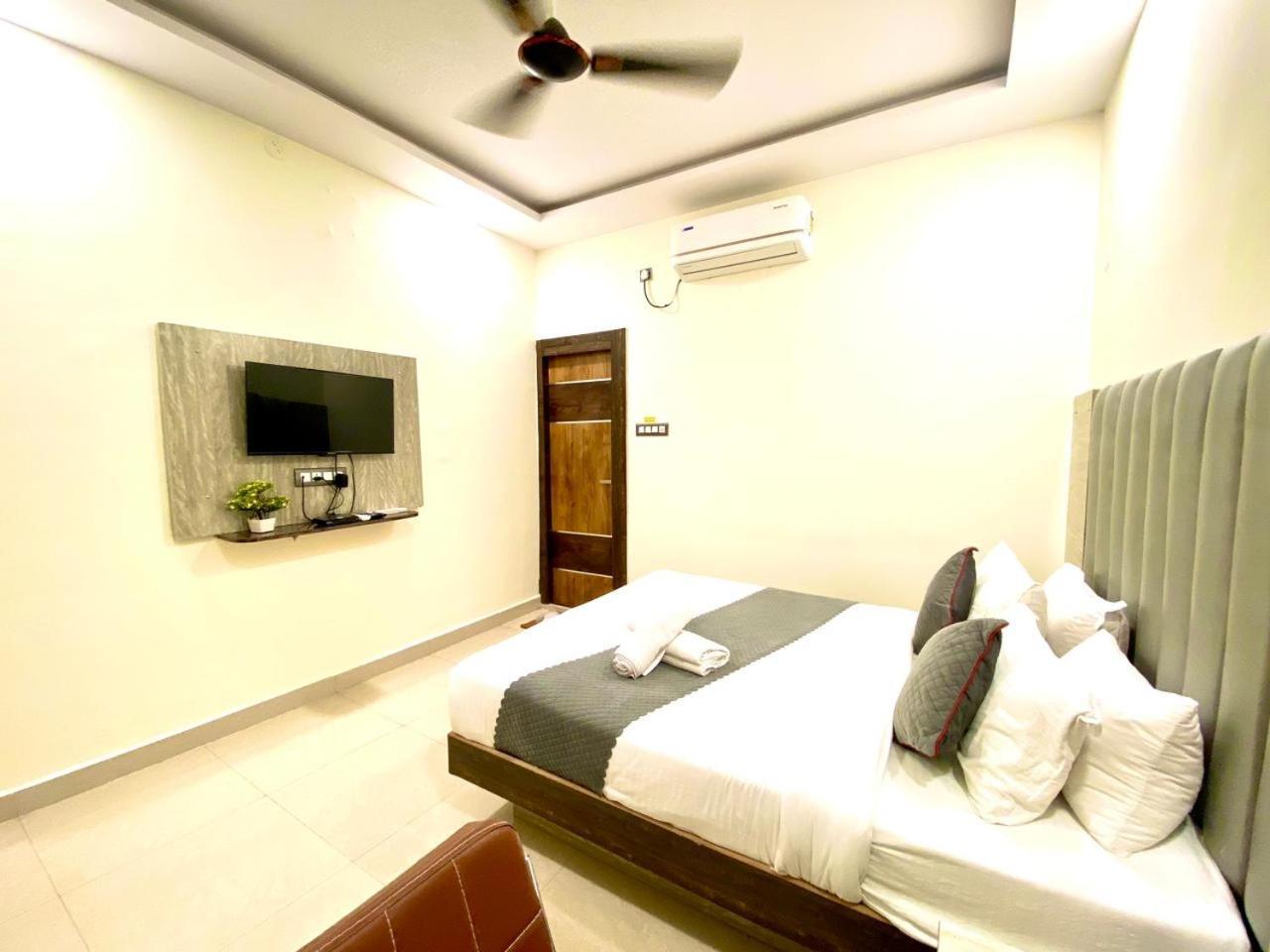 Hotel Sky International- Airport Zone Hyderabad Shamshabad Exterior photo