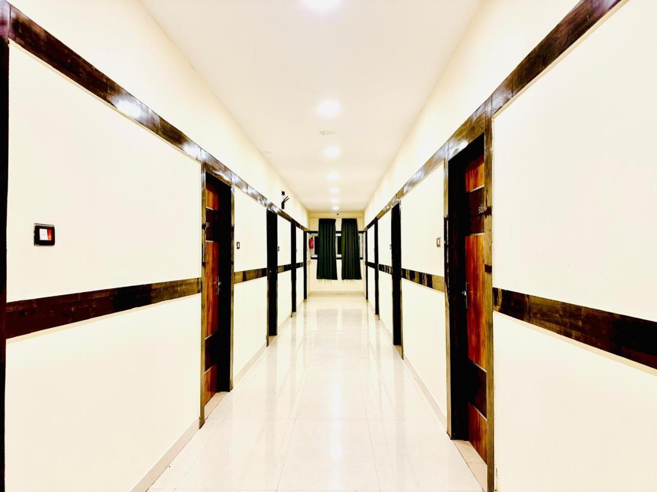 Hotel Sky International- Airport Zone Hyderabad Shamshabad Exterior photo