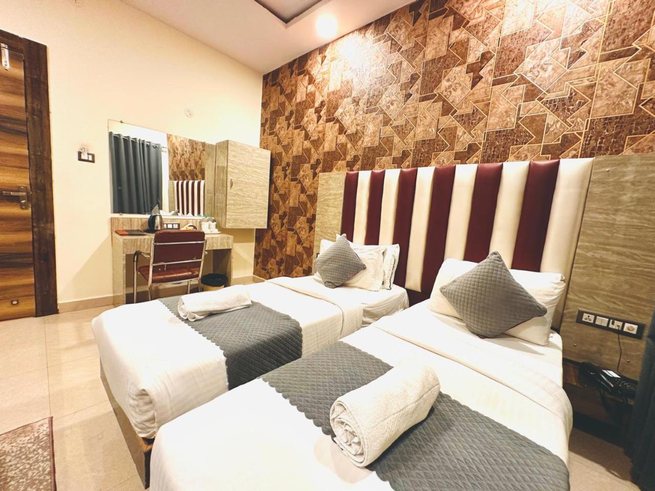 Hotel Sky International- Airport Zone Hyderabad Shamshabad Exterior photo